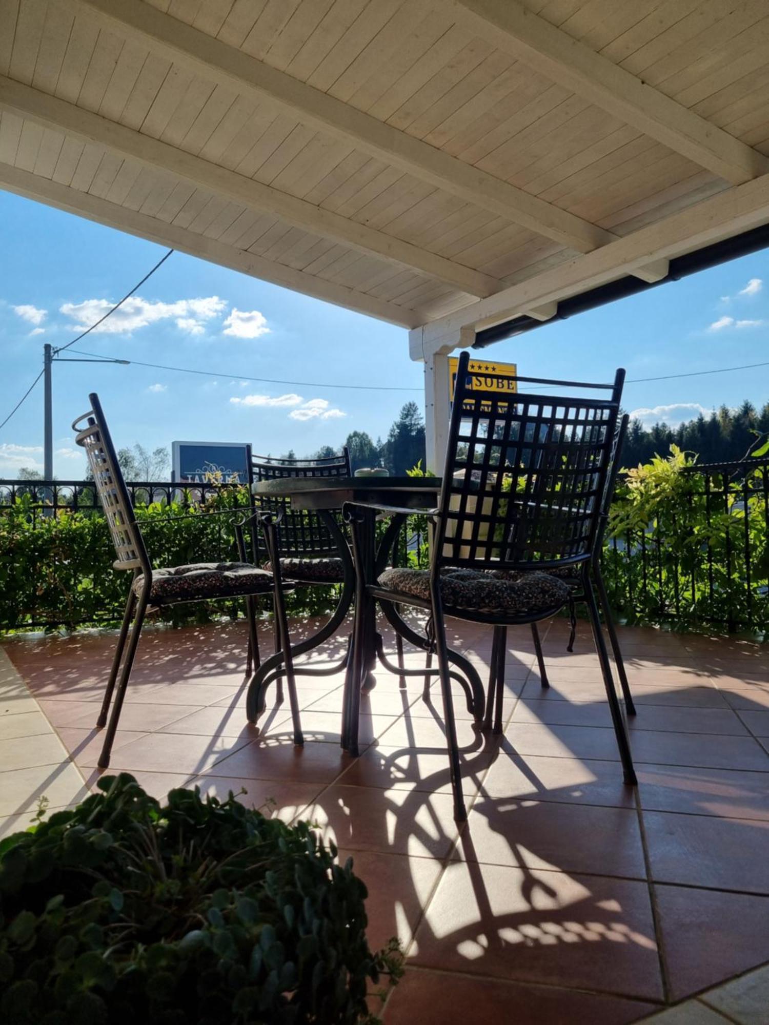 Taverna 1860 Rooms & Apartments Donja Zelina ภายนอก รูปภาพ