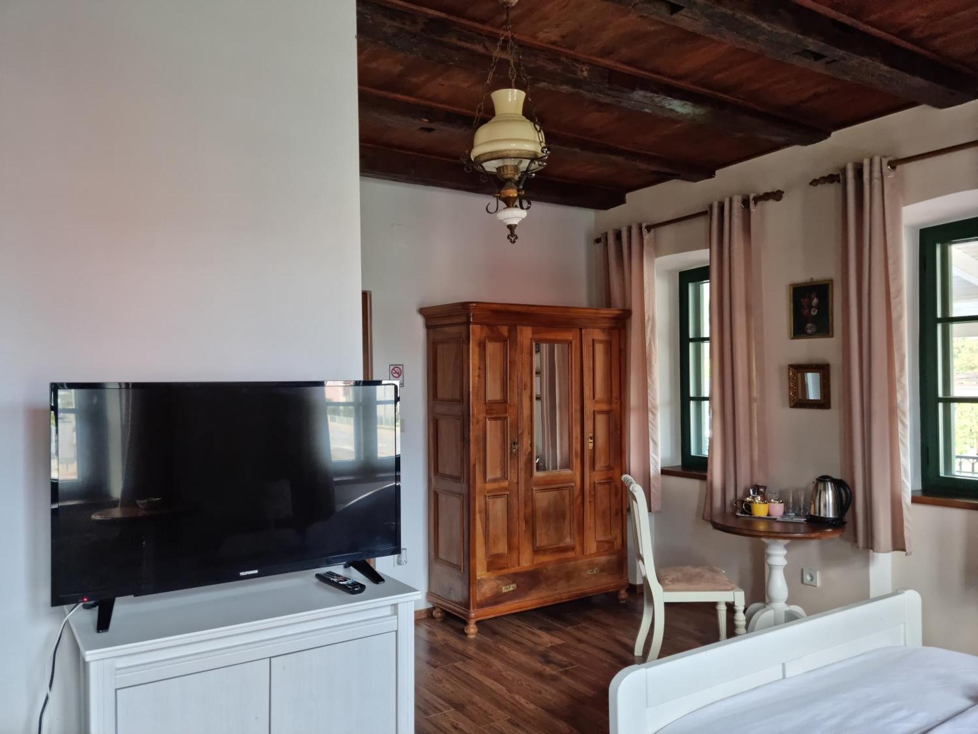 Taverna 1860 Rooms & Apartments Donja Zelina ห้อง รูปภาพ